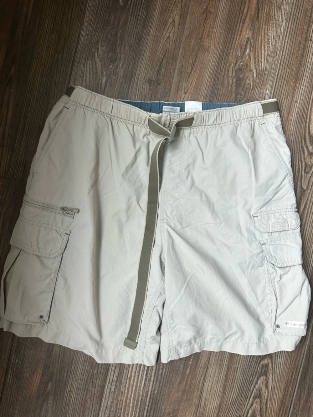 Columbia khaki Hybrid Men's Cargo Shorts Utility Pockets and Drawstring Waist
